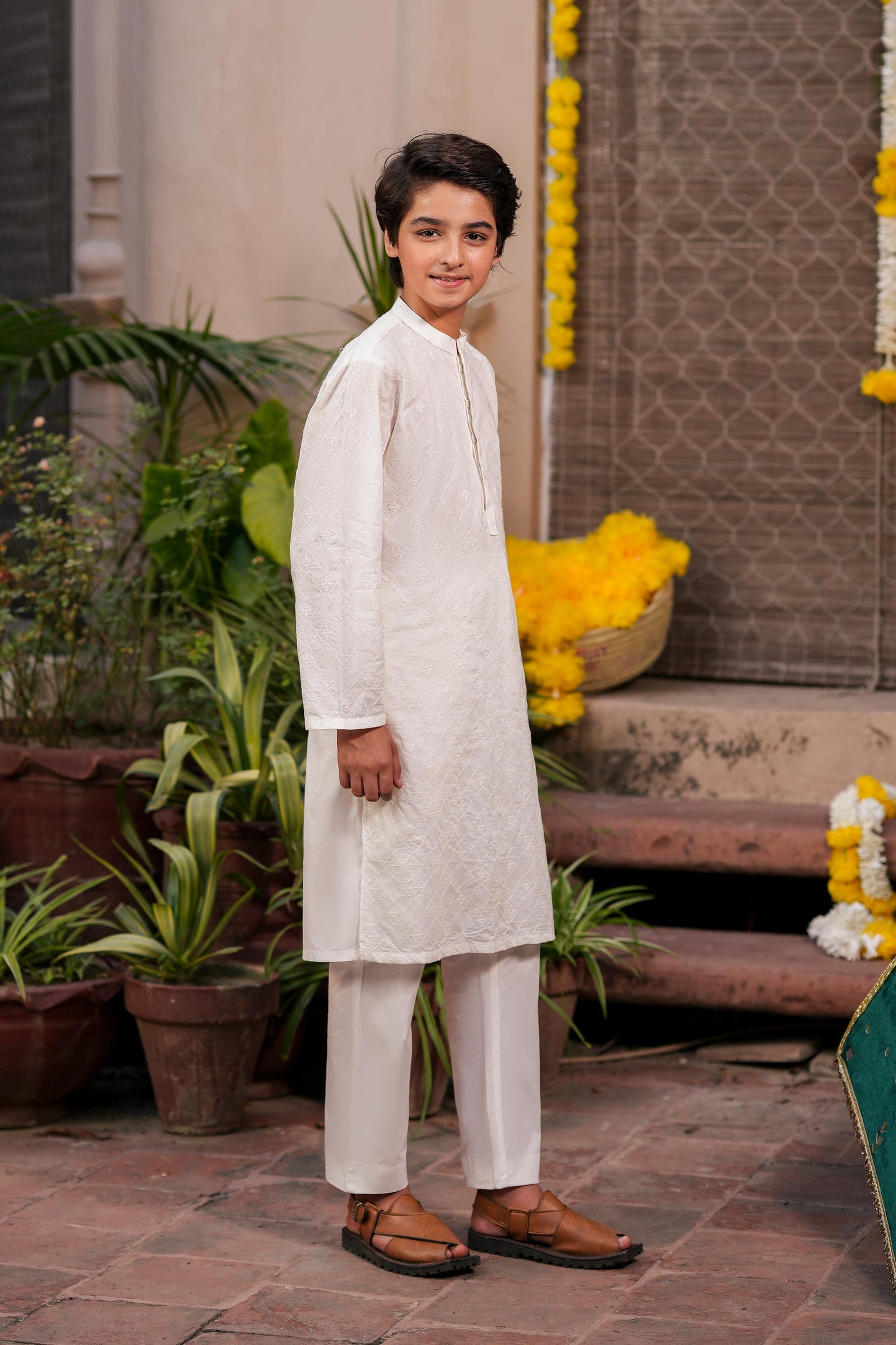 Embroidered Kurta (MSFBK-884)