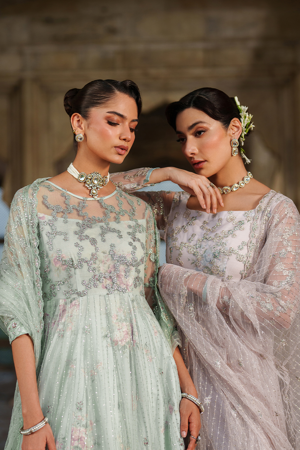 UE-553 Embroidered Net