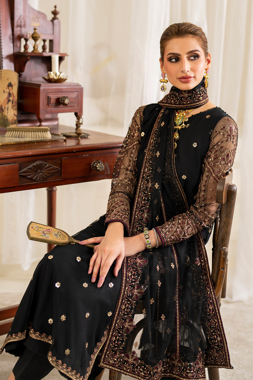 UE-288 Embroidered Net