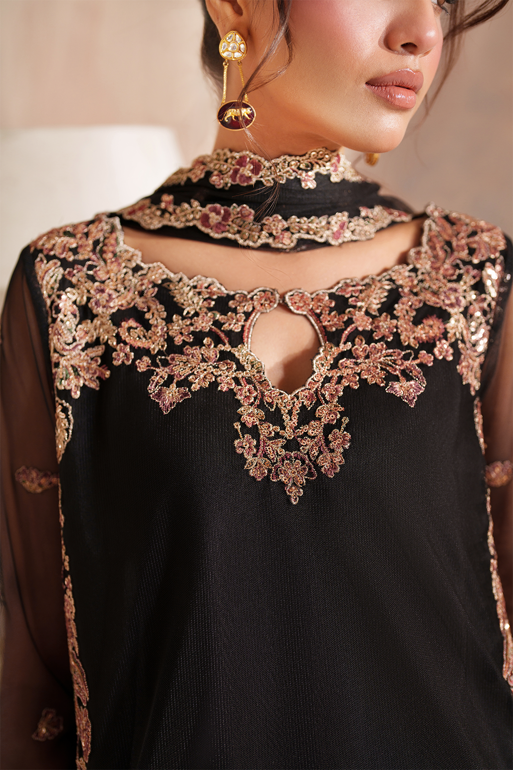 CC-77 Embroidered Net