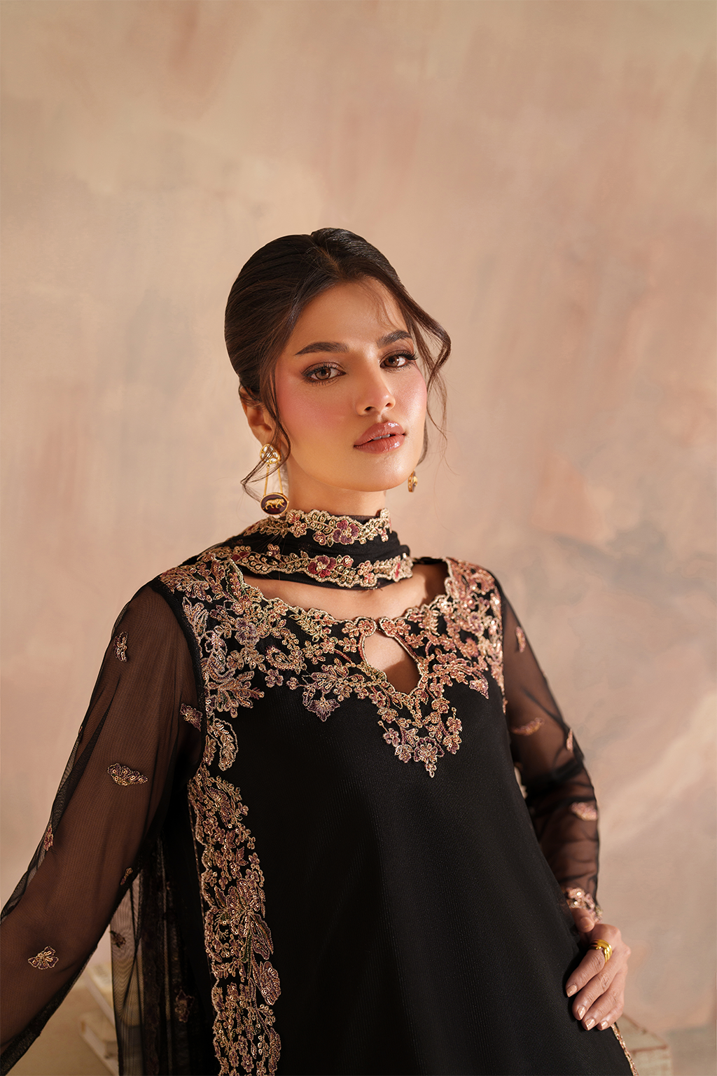 CC-77 Embroidered Net