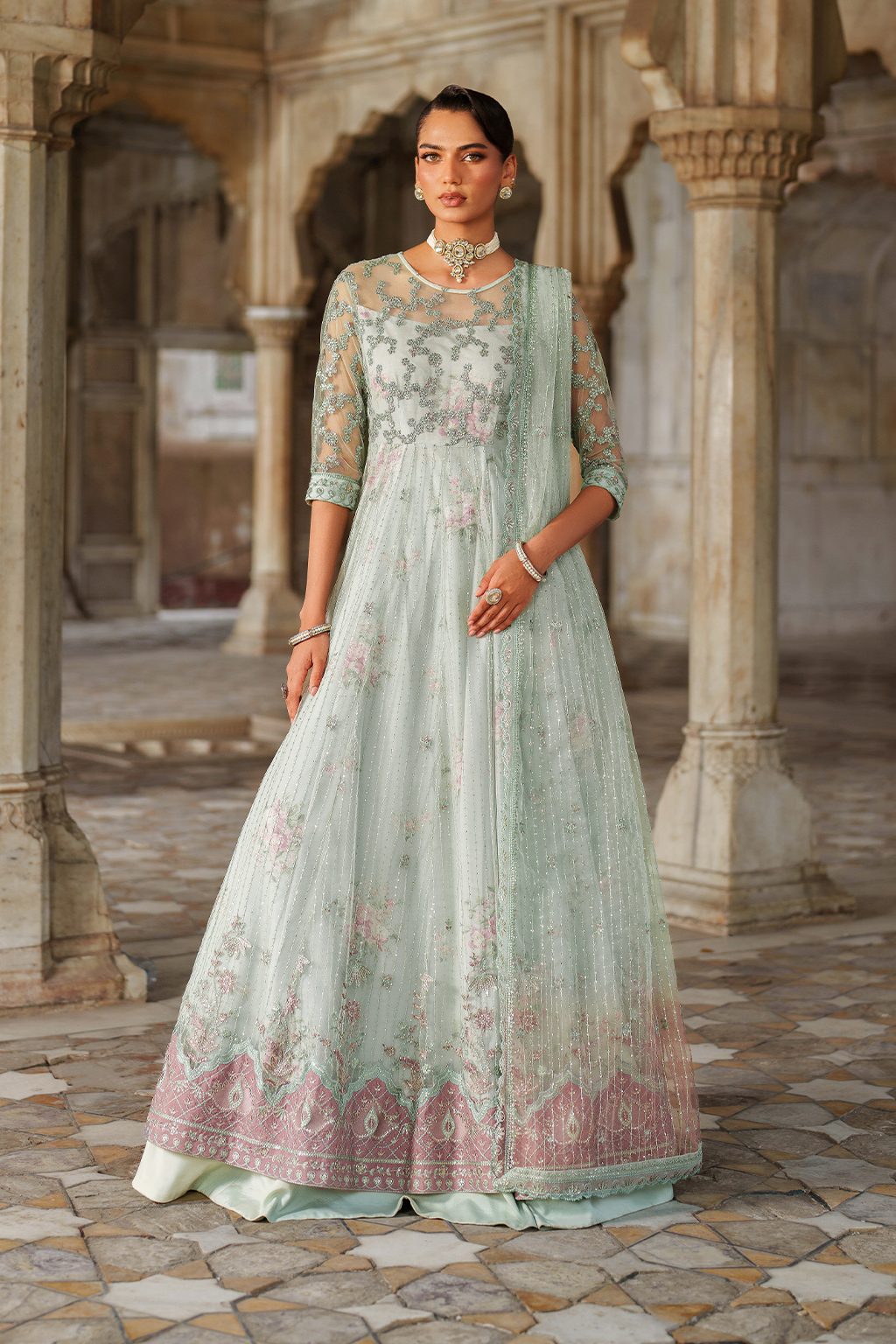 UE-553 Embroidered Net