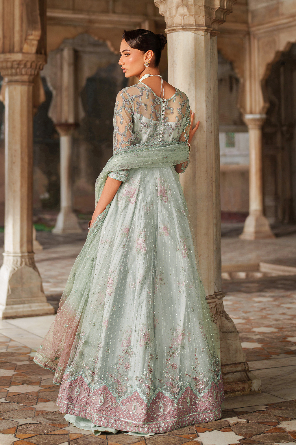 UE-553 Embroidered Net
