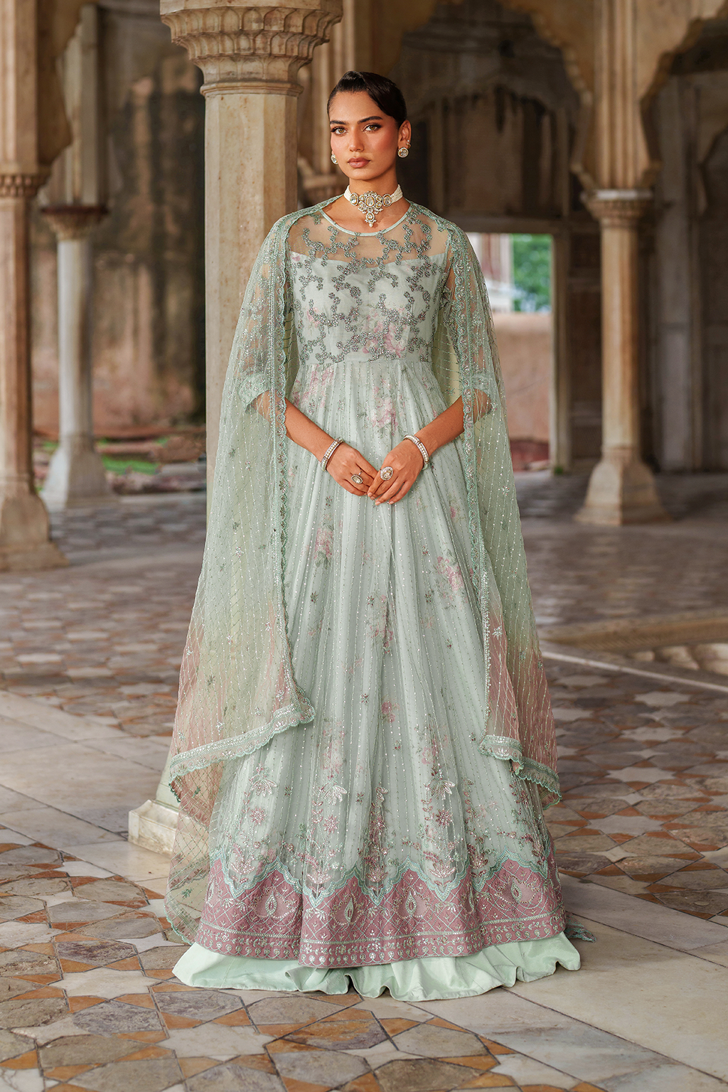 UE-553 Embroidered Net