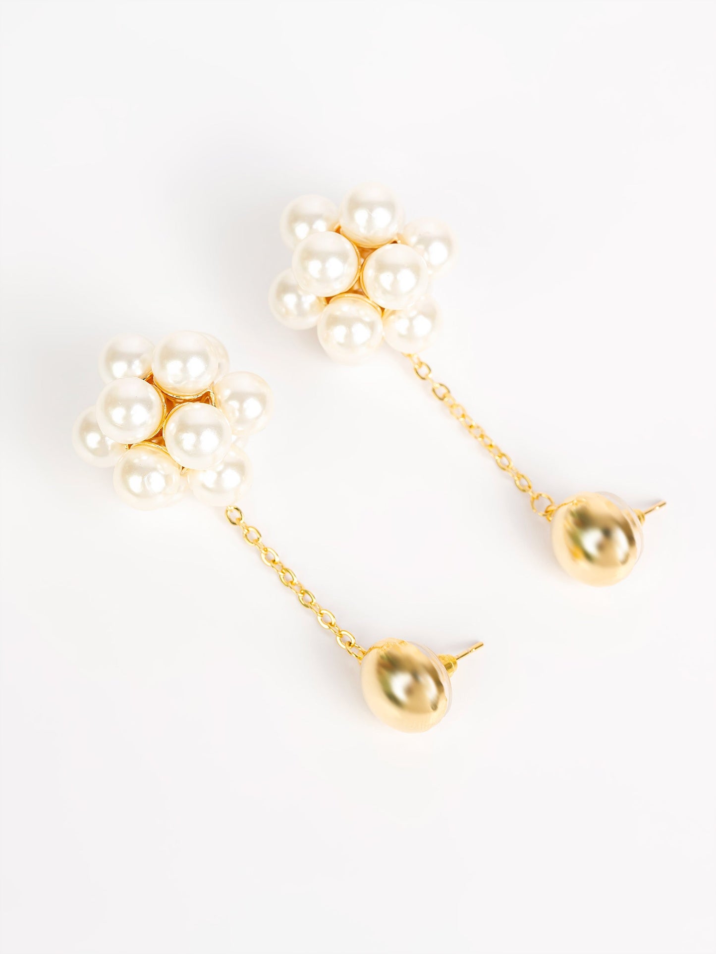 Dangling Pearl Earrings