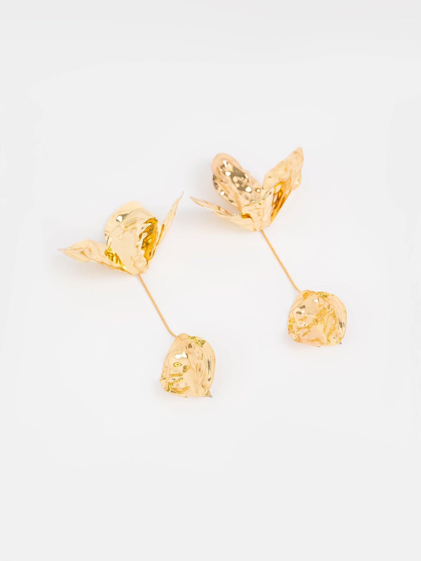 Dangling Flower Earrings