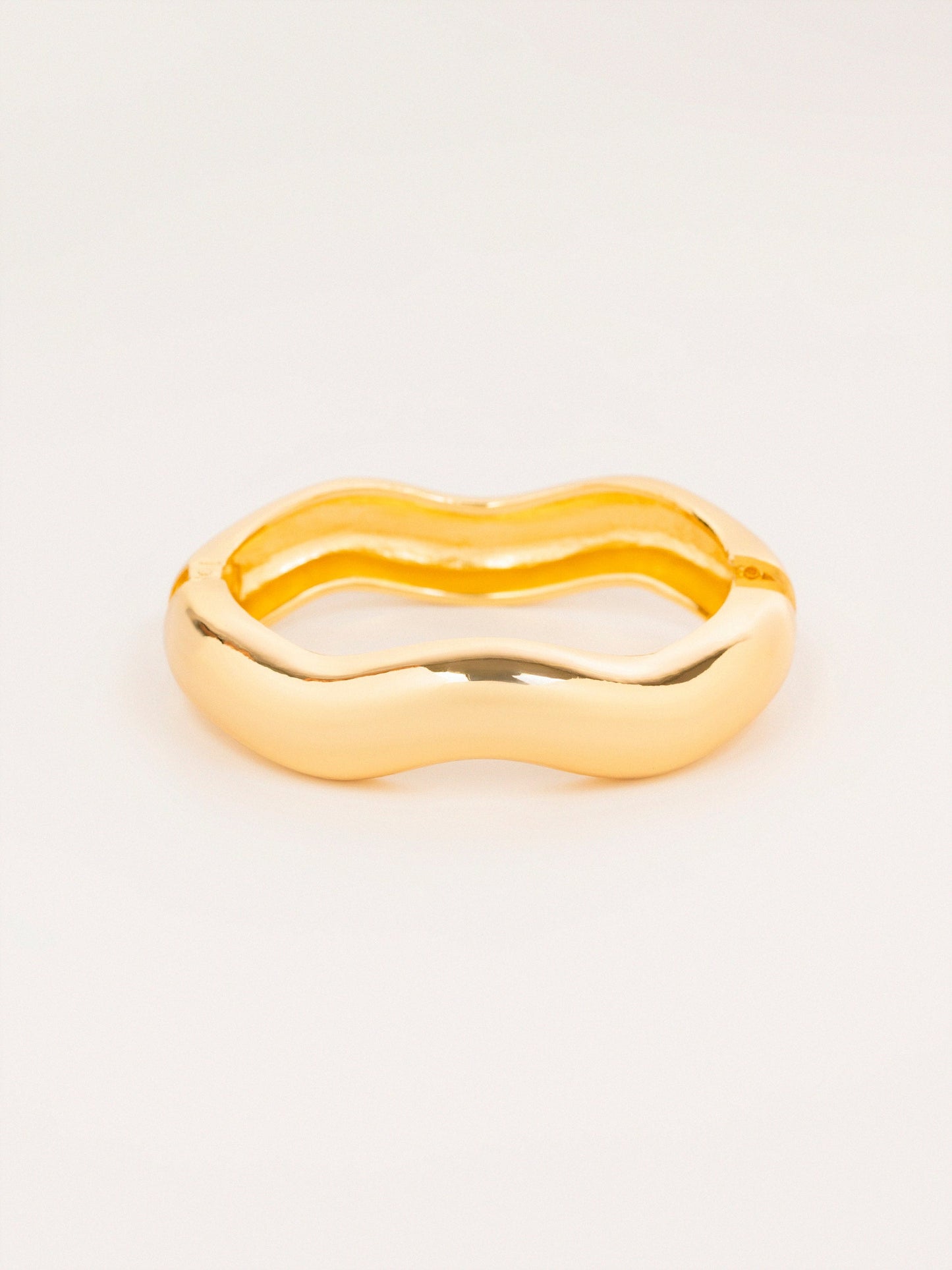 Wavy Solid Bracelet