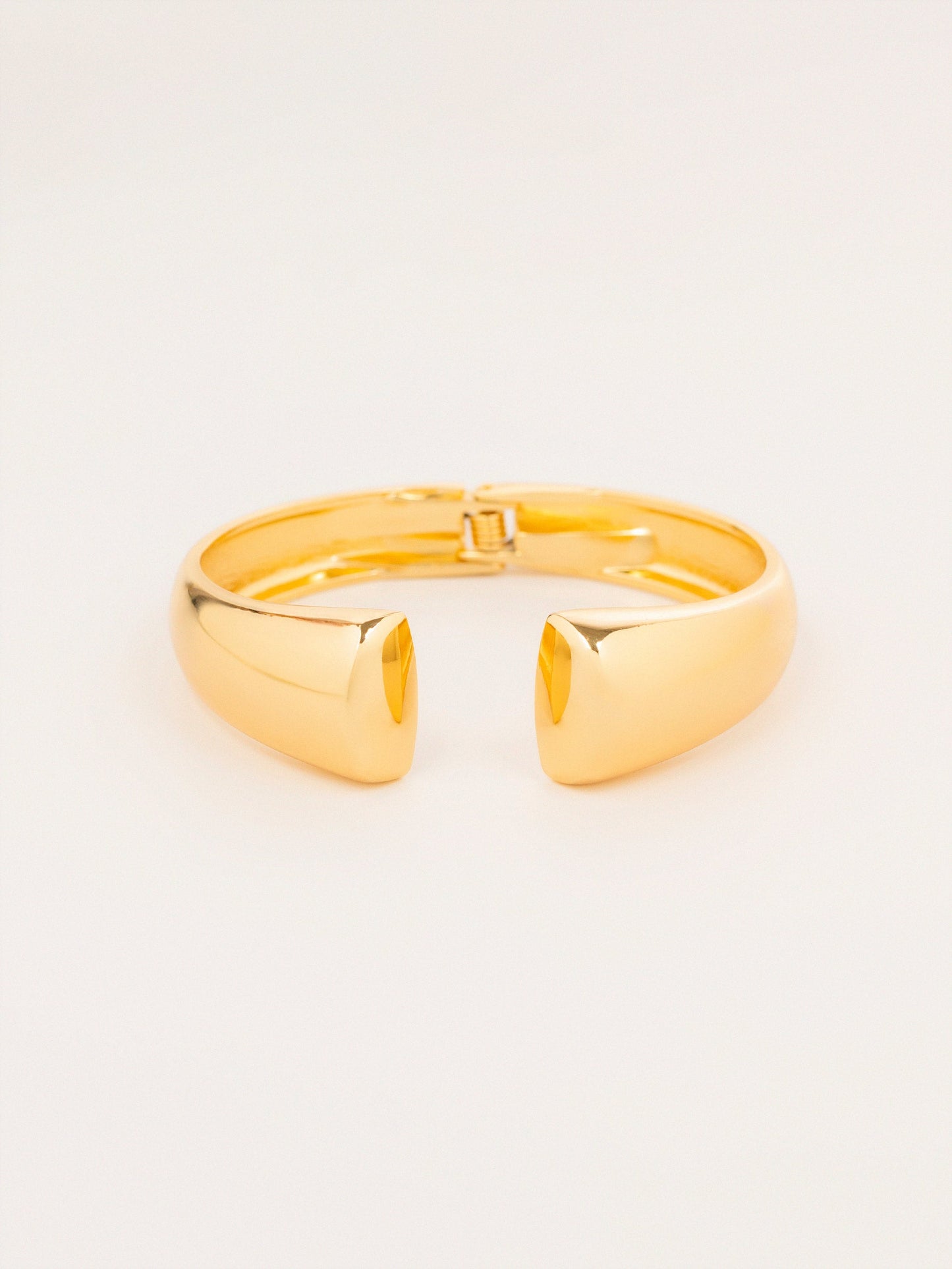 Cutout Open Bracelet