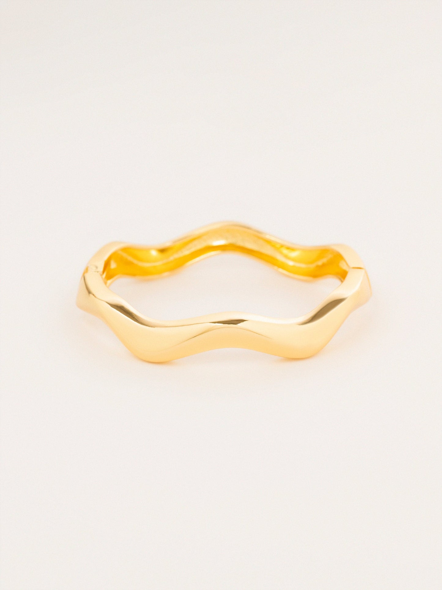 Wavy Bangle Bracelet