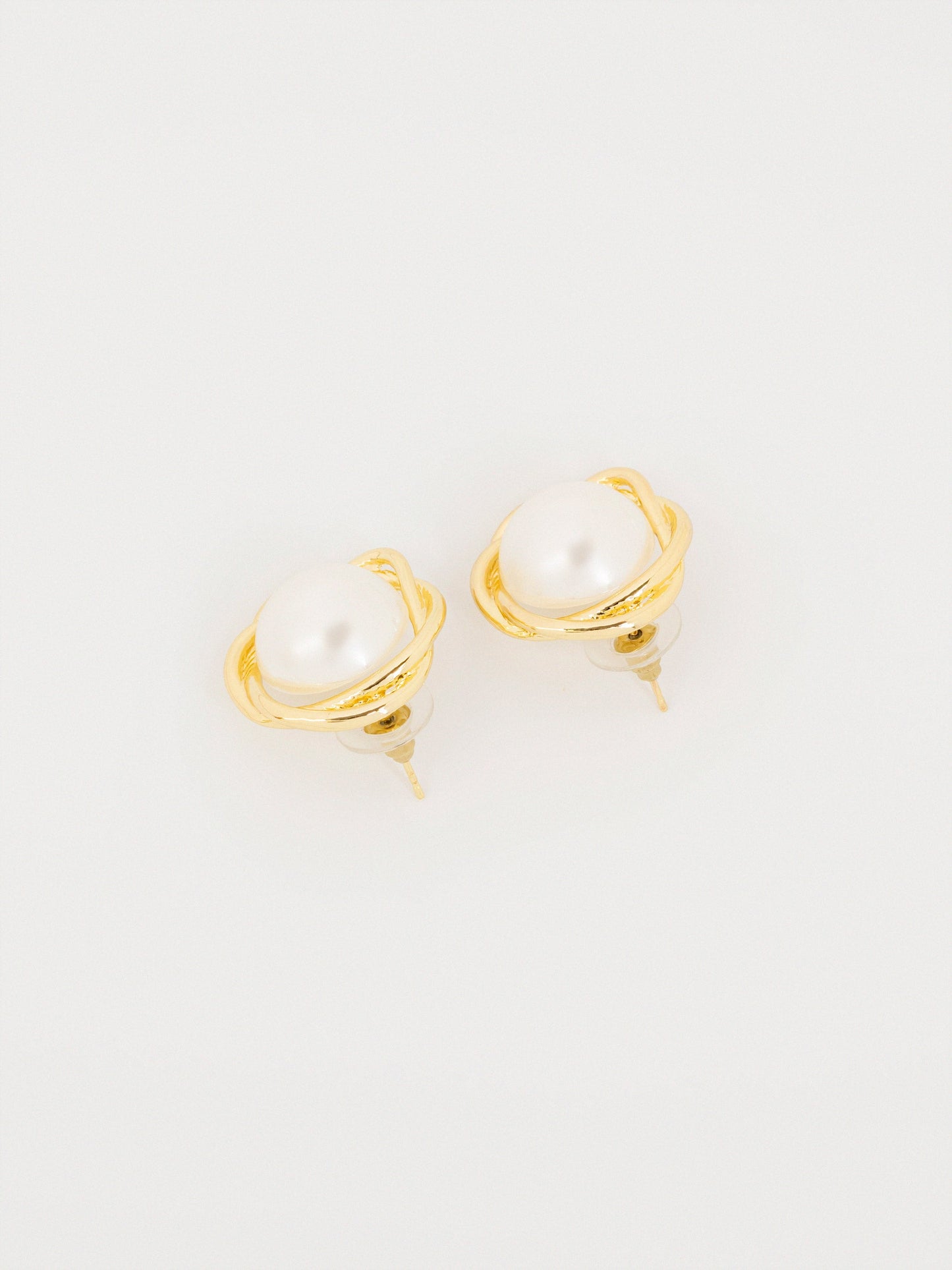 Floral Pearl stud Earrings