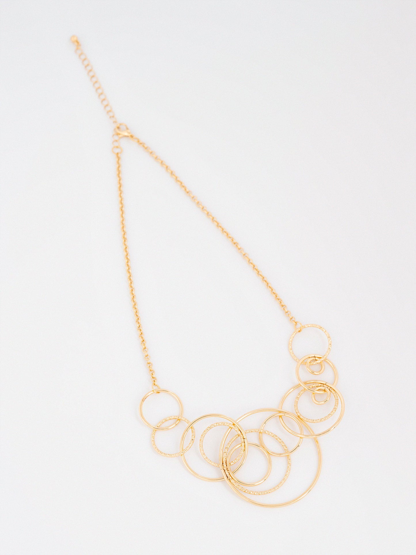 Multi-Circle Pendant Necklace