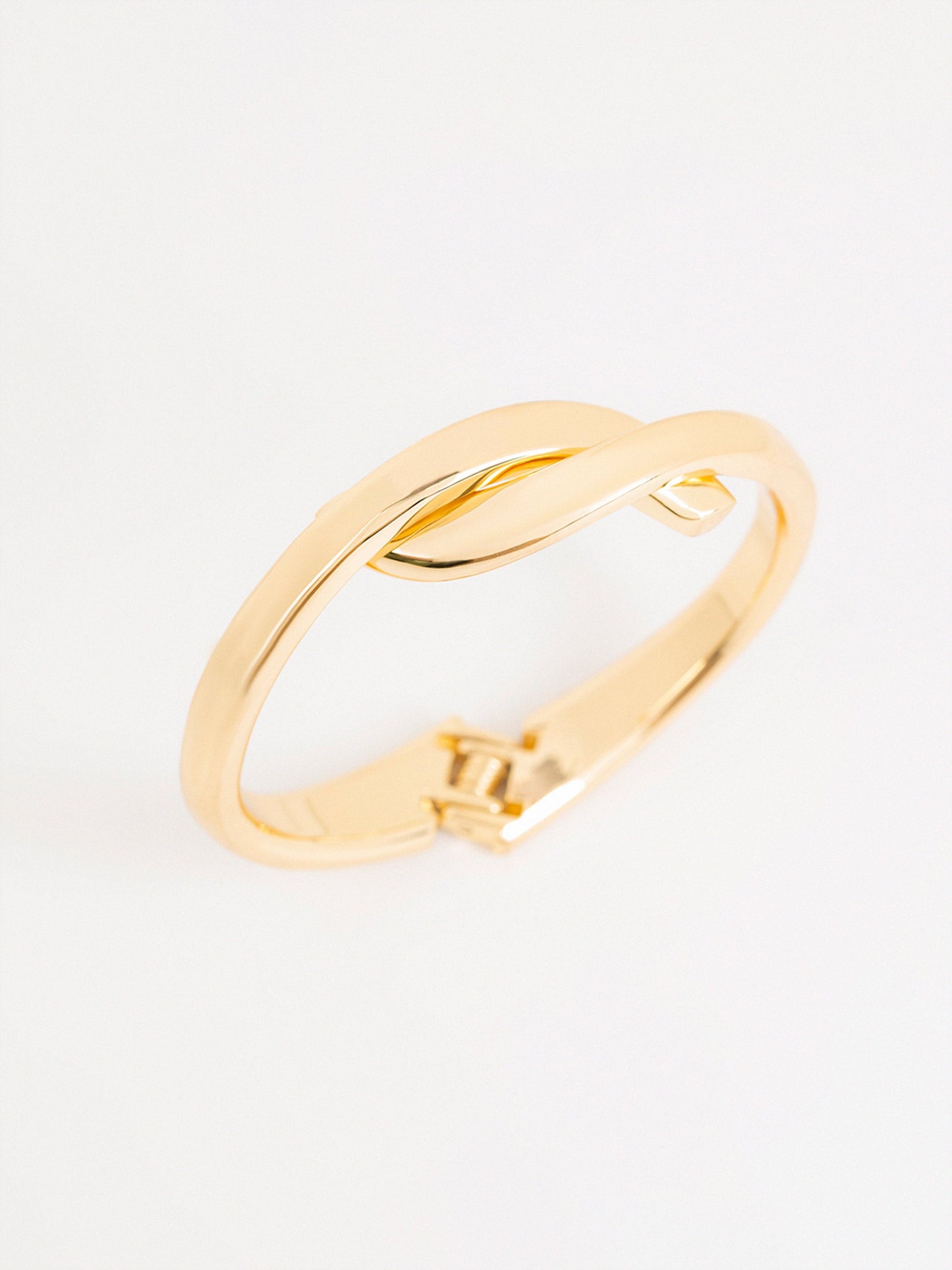 Twisted Knot Bangle
