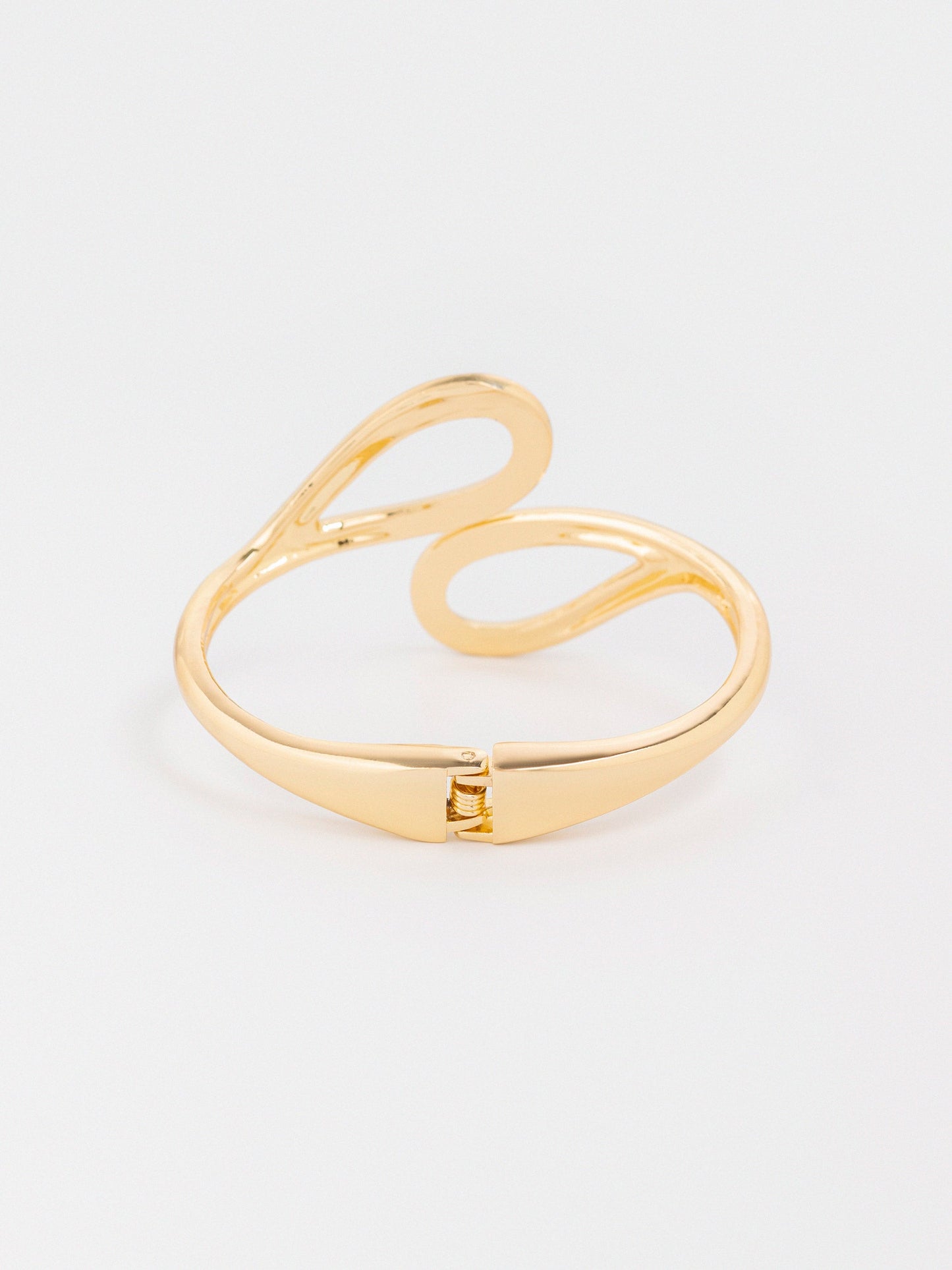 Fluid Curve Bracelet