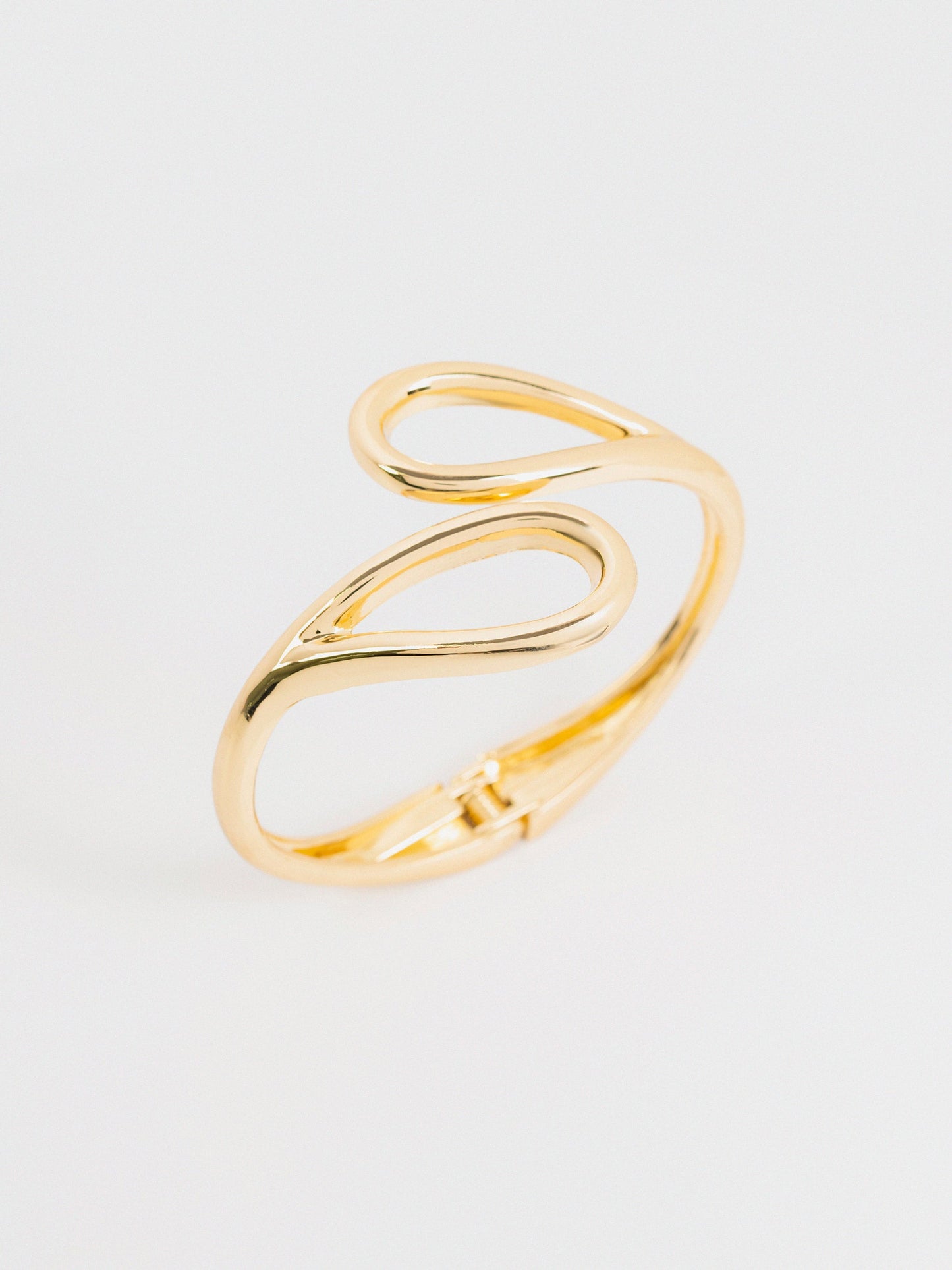 Fluid Curve Bracelet