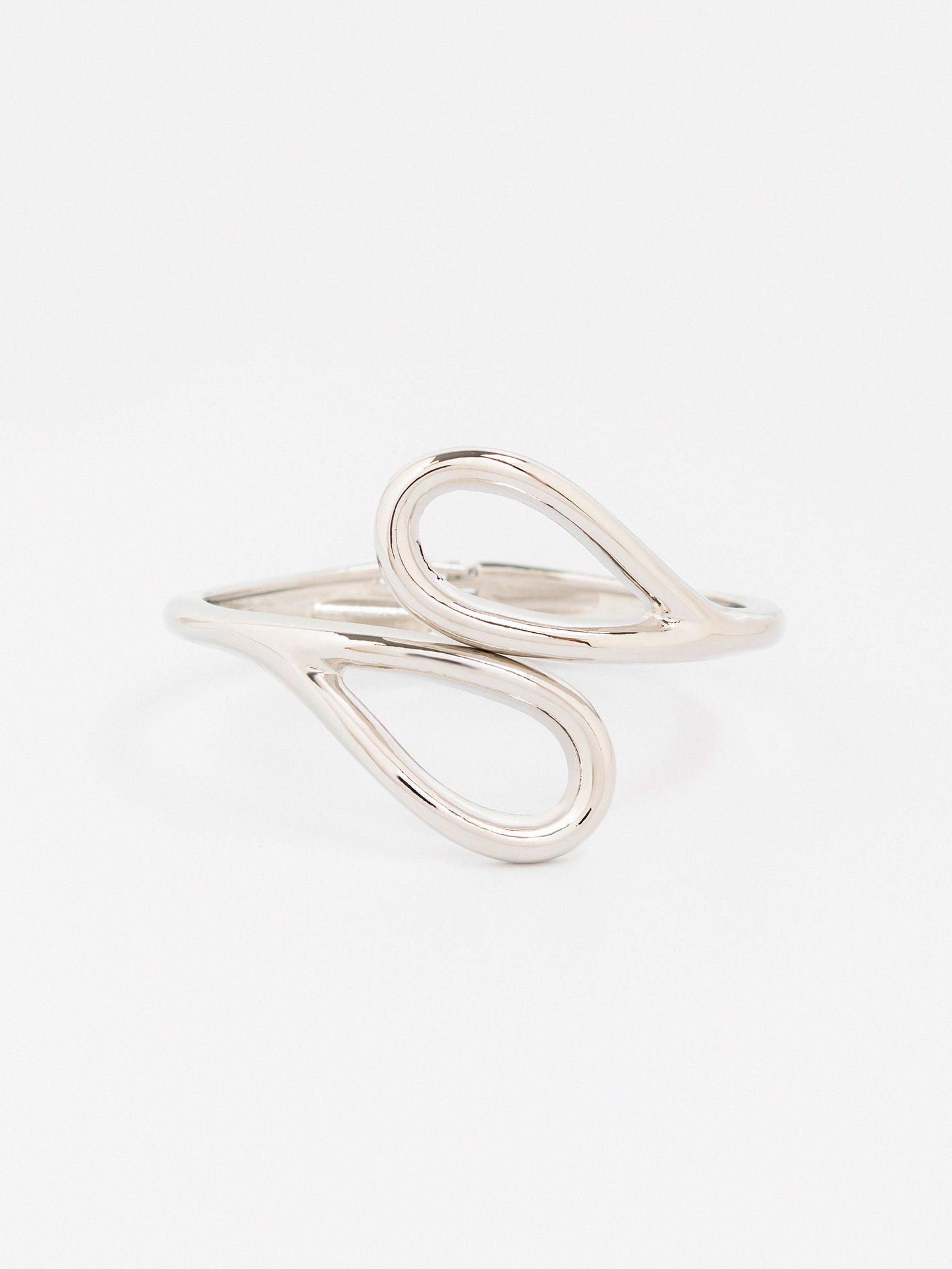 Fluid Curve Bracelet