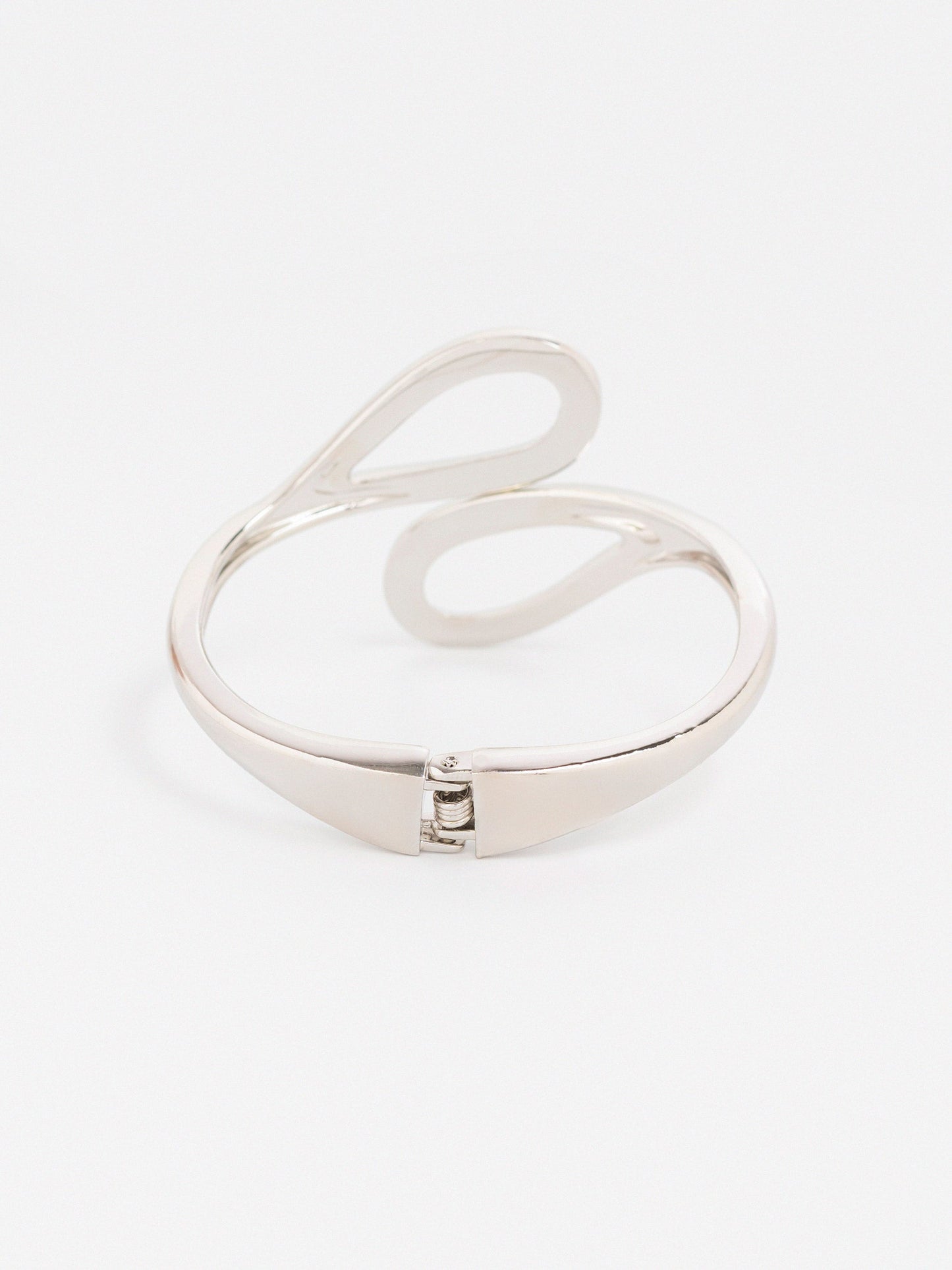 Fluid Curve Bracelet