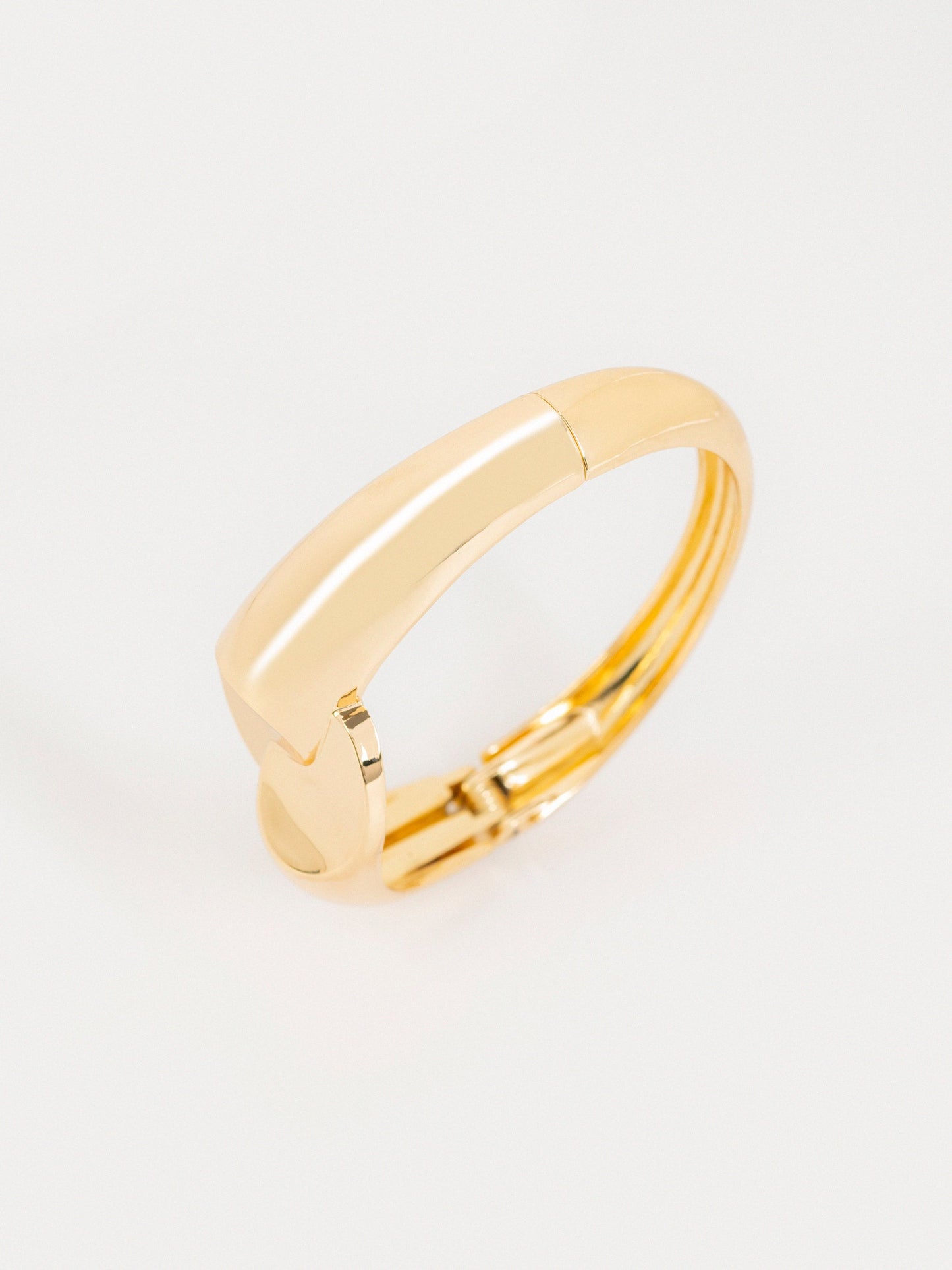 Heart Clasp Bracelet