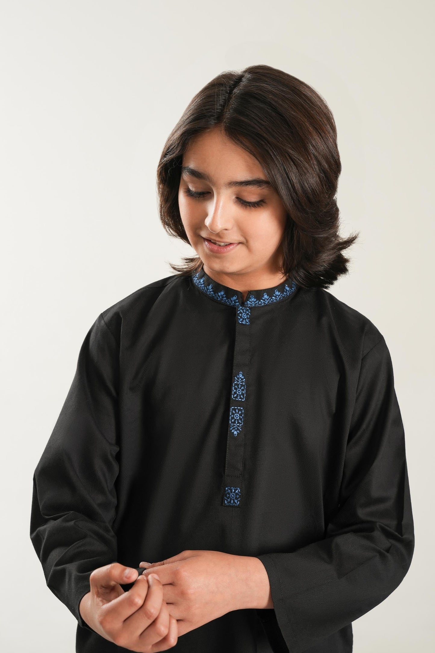 Kurta With Embroidery (MSFBSK-854)