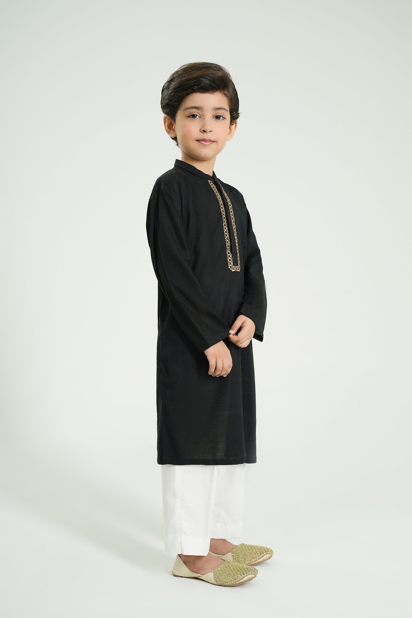 Kurta With Embroidery (MSFBSK-872)