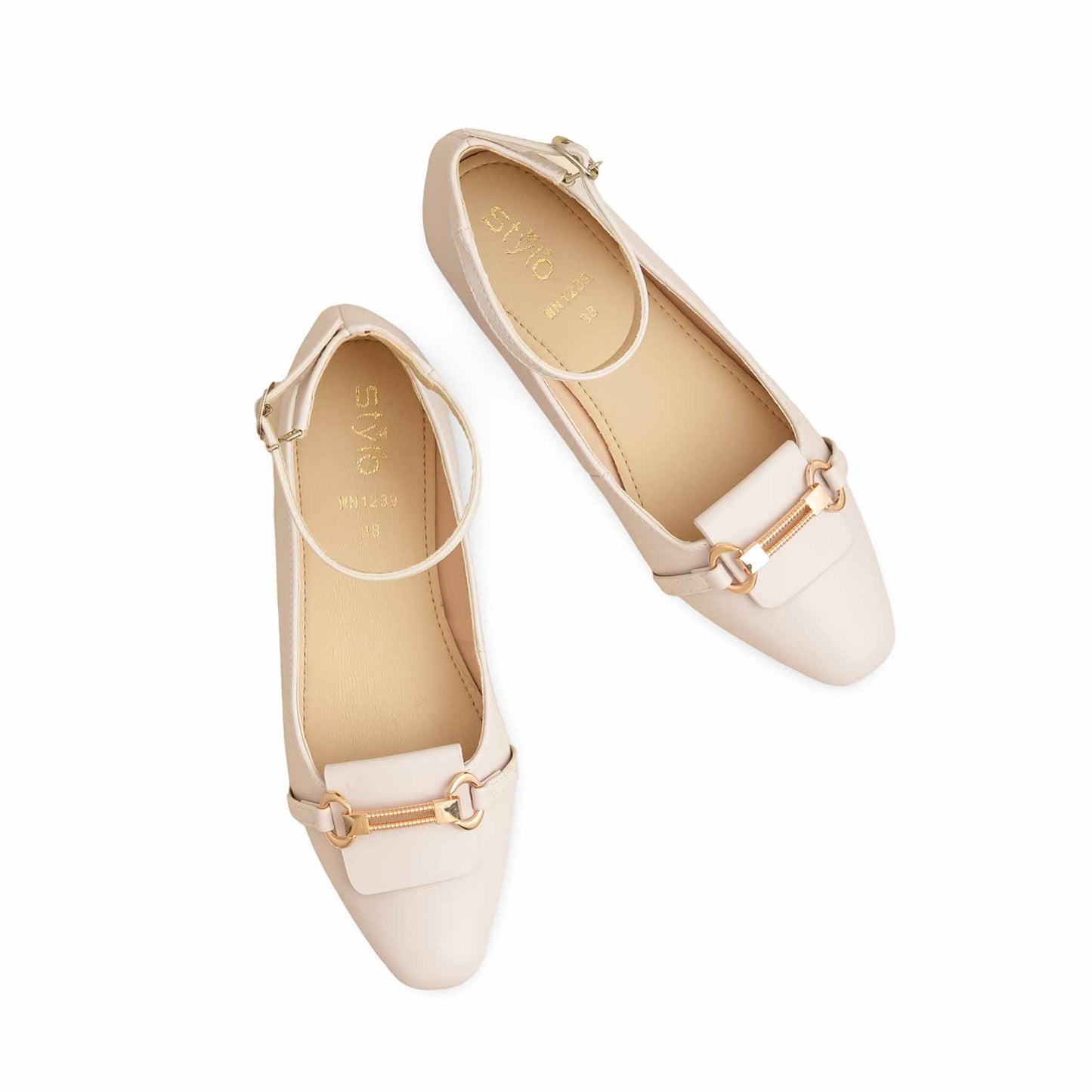 Cream Pumps WN1239