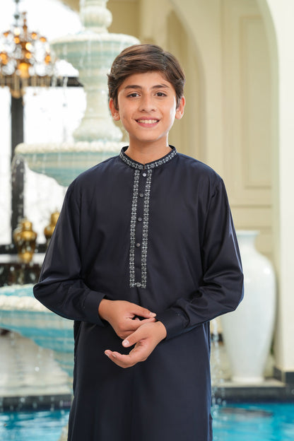 Kurta With Embroidery & Trousers (MSFBSK-875)