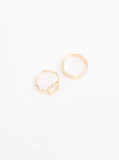 Hallow Ring Set