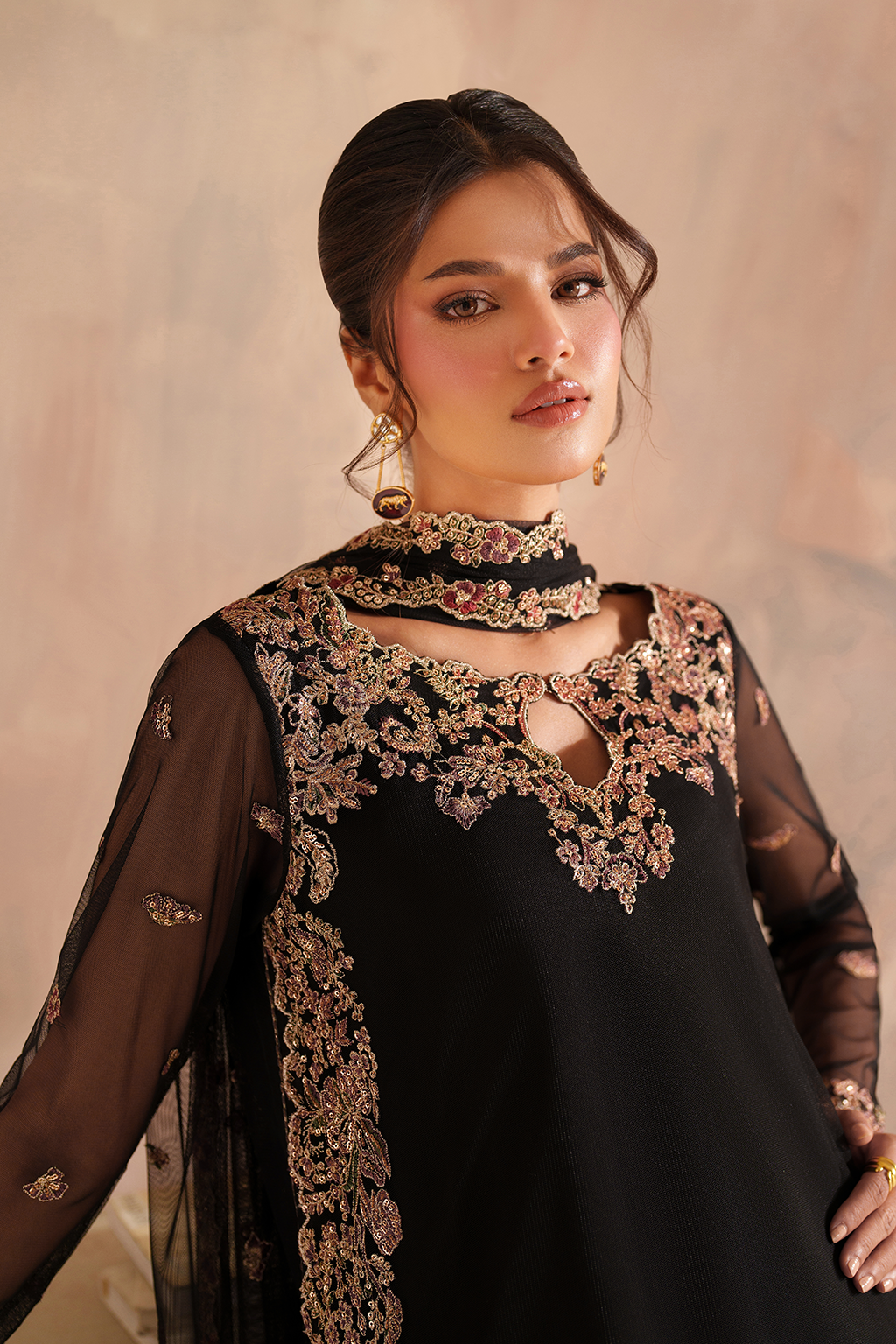 CC-77 Embroidered Net