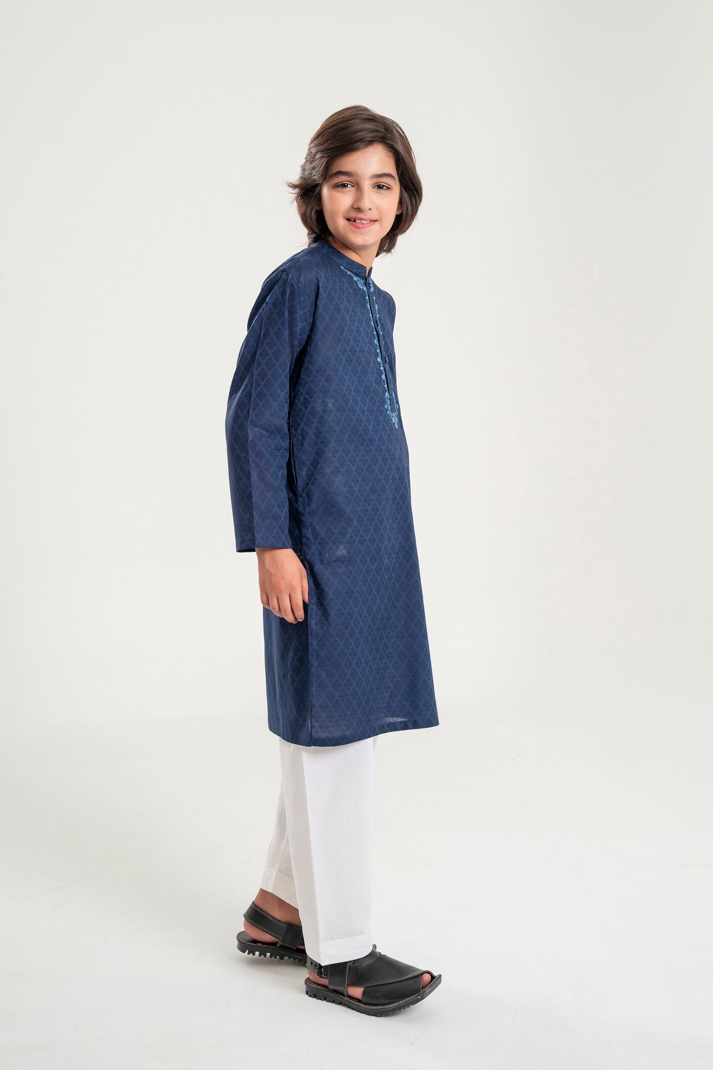 Kurta With Embroidery (FBSK-865)