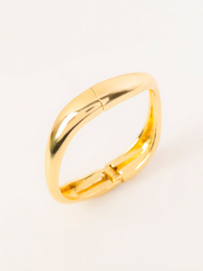 Solid Sleek Bracelet