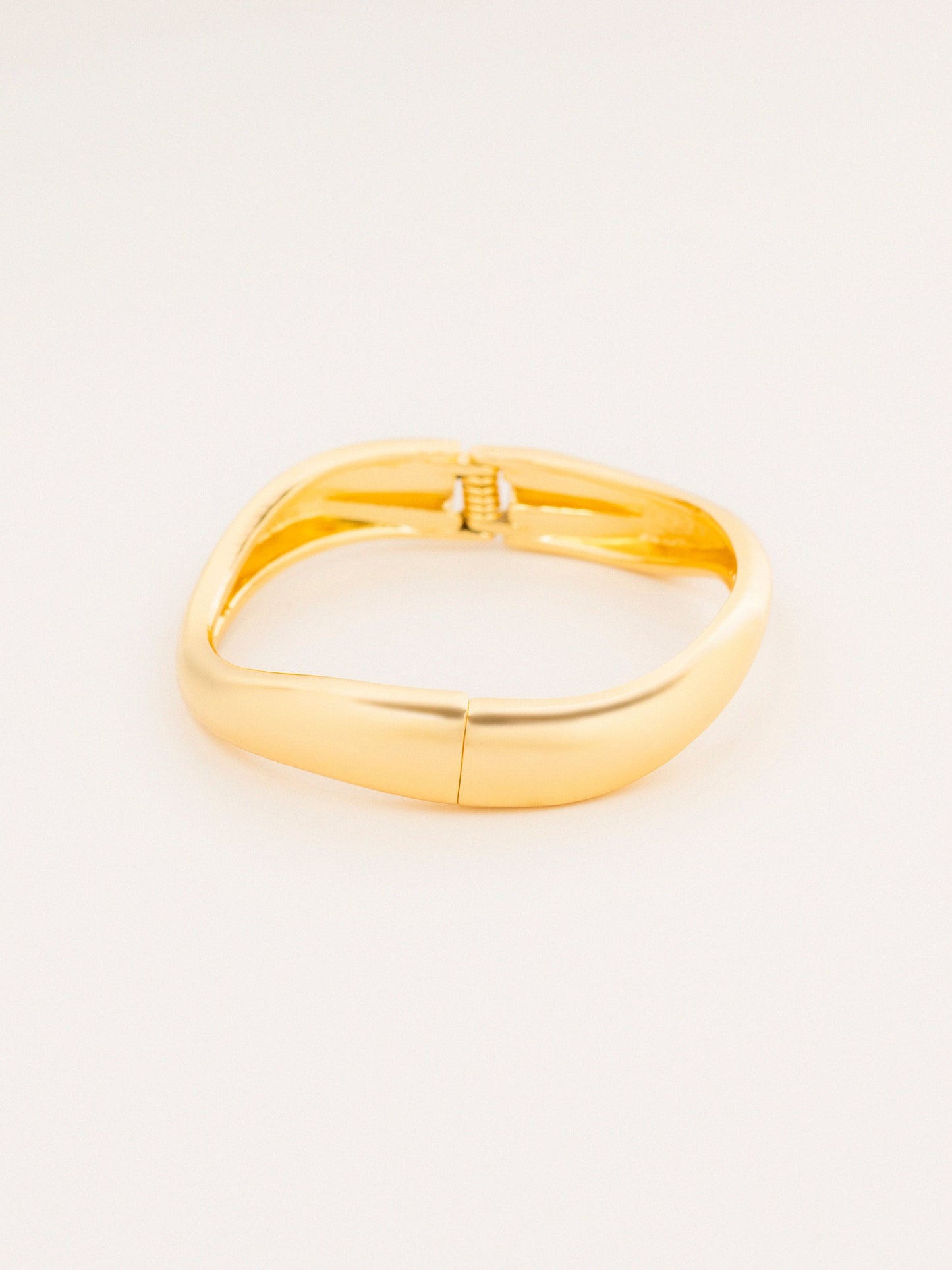 Solid Sleek Bracelet