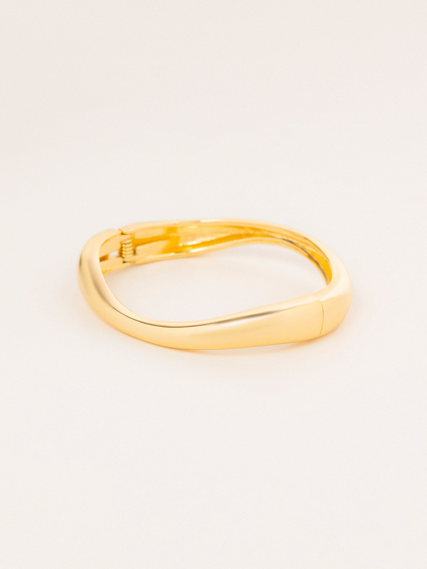 Solid Sleek Bracelet