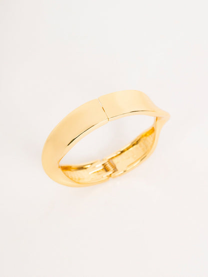 Curve Cuff Bracelet