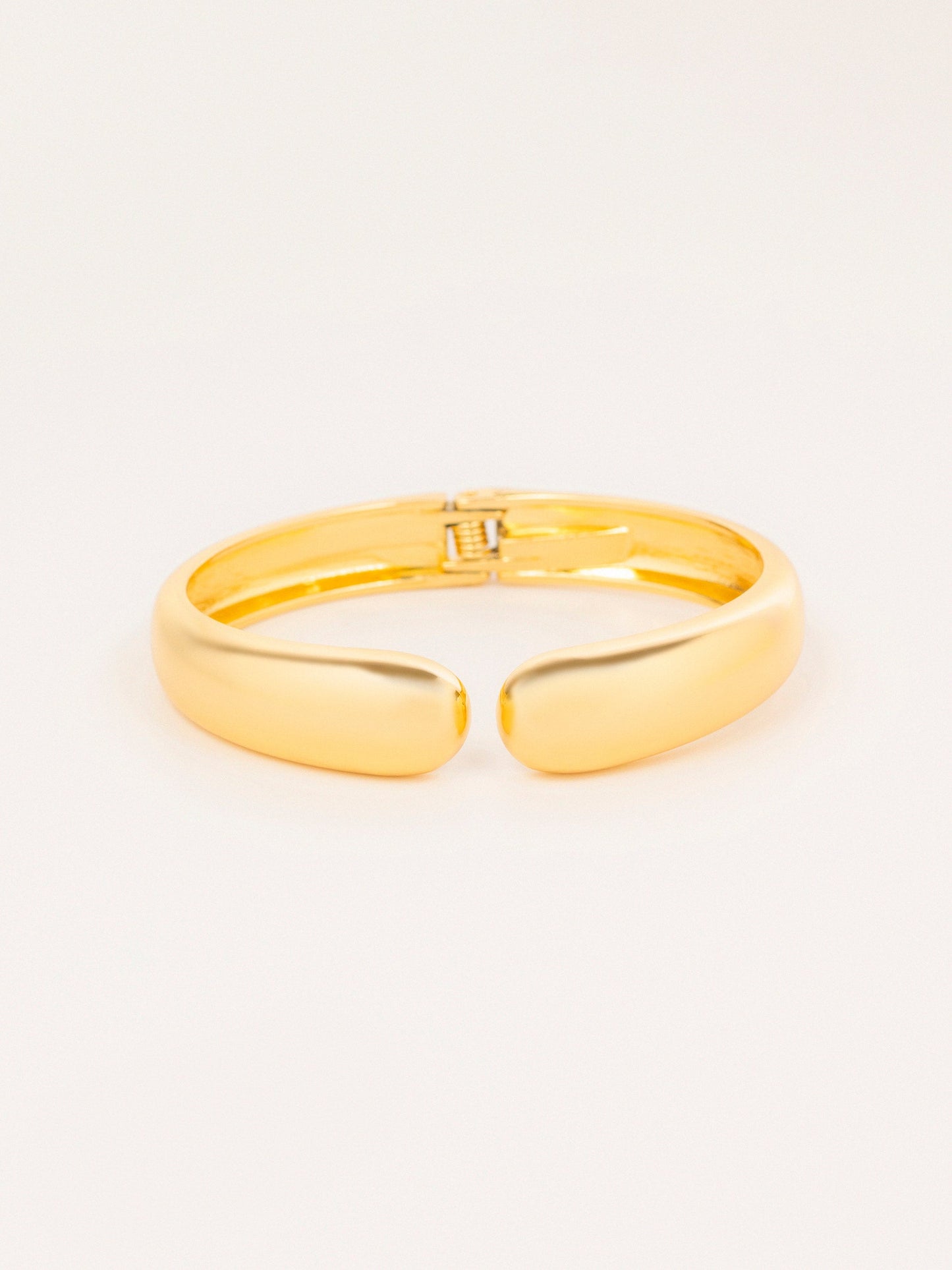 Minimalist Smooth Bracelet