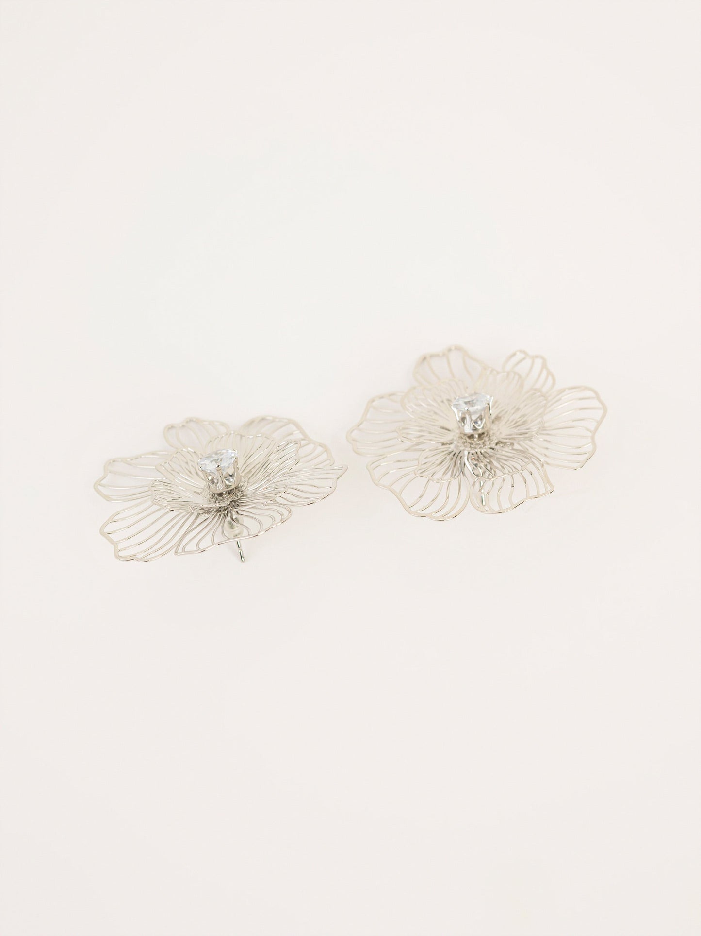 Floral Wire Earrings