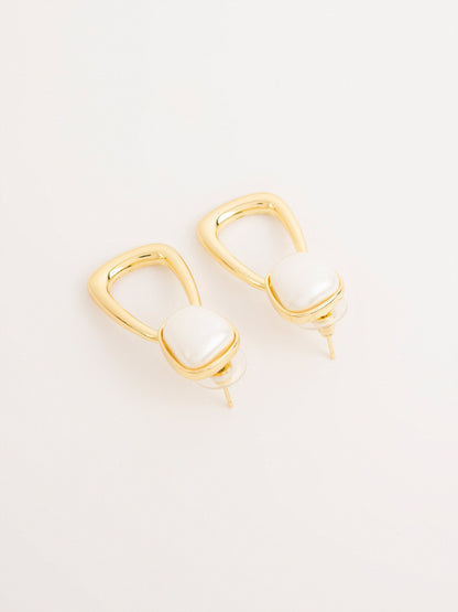 Pearl Drop Earrings