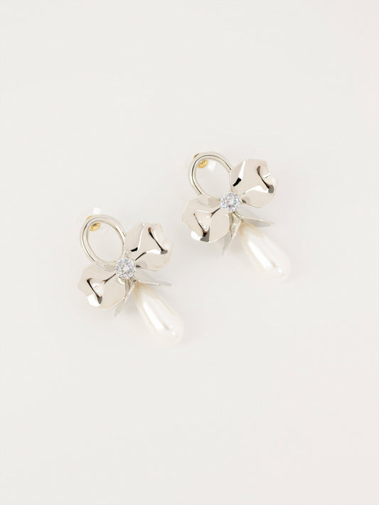 Bow Pearl Earrings