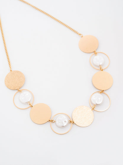 Circular Pendant Necklace