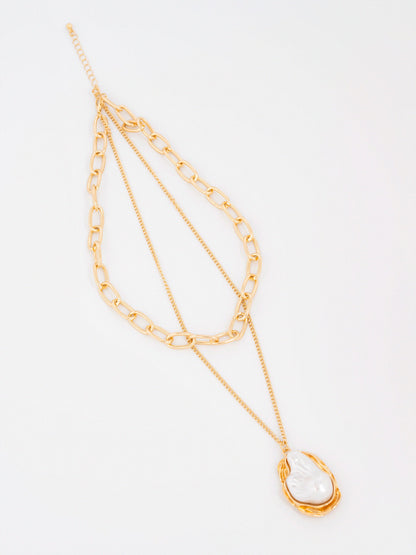 Pearl Pendant Necklace