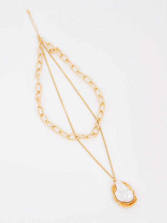 Pearl Pendant Necklace