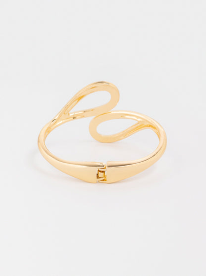 Fluid Curve Bracelet