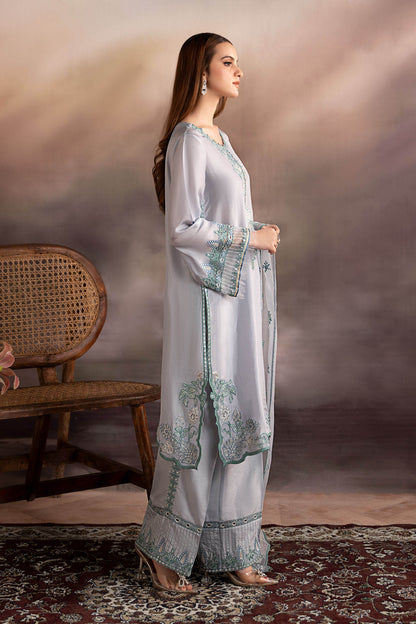 3 Piece Embroidered Tassel Silk Suit